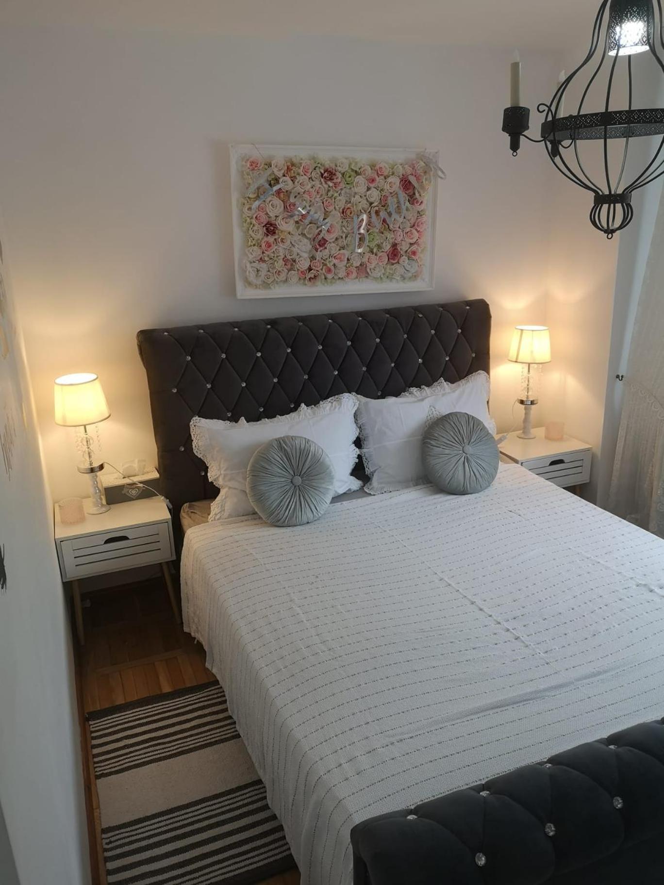 Appartement Penthouse Luxury à Resita Extérieur photo